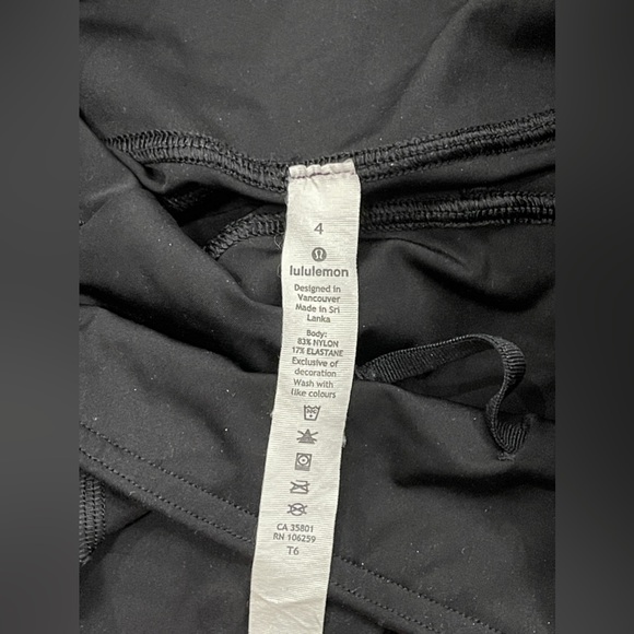 Lululemon *Special Edition* Size 4 Fast and Free Tight 🖤 full length - Picture 3 of 4
